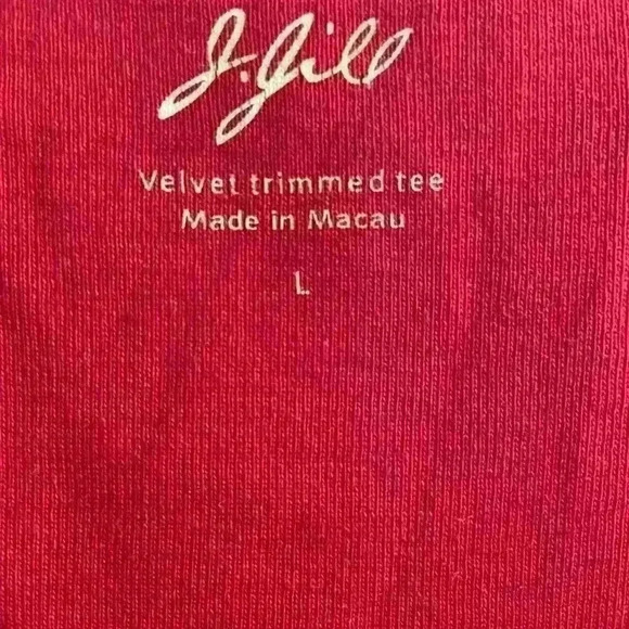 J Jill red velvet trimmed crewneck long sleeve basic tee. Large - Picture 4 of 6